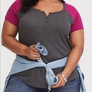 Torrid ~ Gray and Pink Raglan tee - Size 00